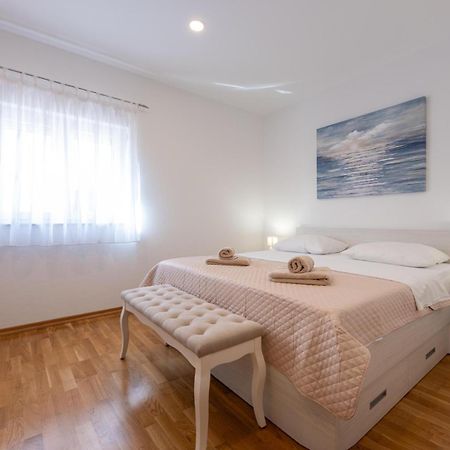 Villa Laura Makarska Buitenkant foto