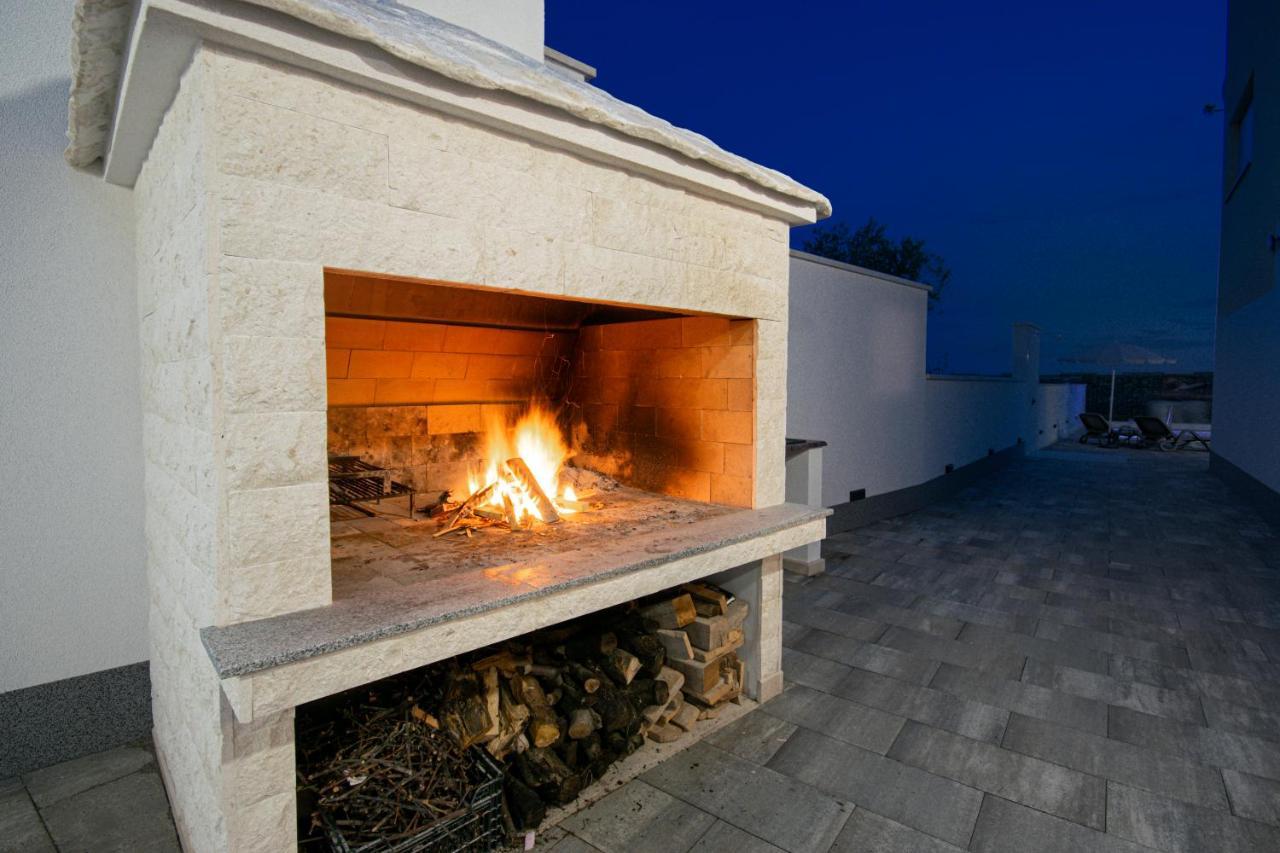 Villa Laura Makarska Buitenkant foto
