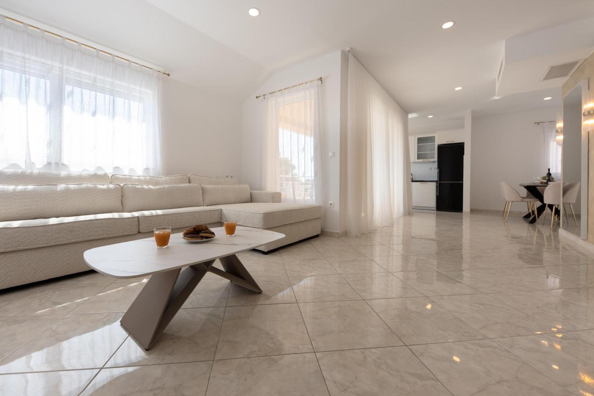 Villa Laura Makarska Buitenkant foto